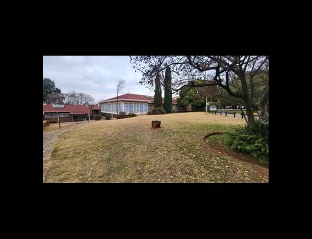 1 BEDROOM TOWNHOUSE FOR SALE IN PRIMROSE